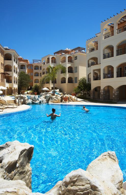 Adamou Gardens Apartamento Pafos Exterior foto